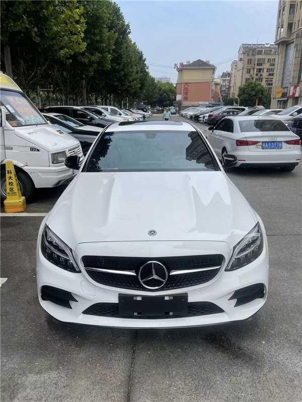 奔驰C级